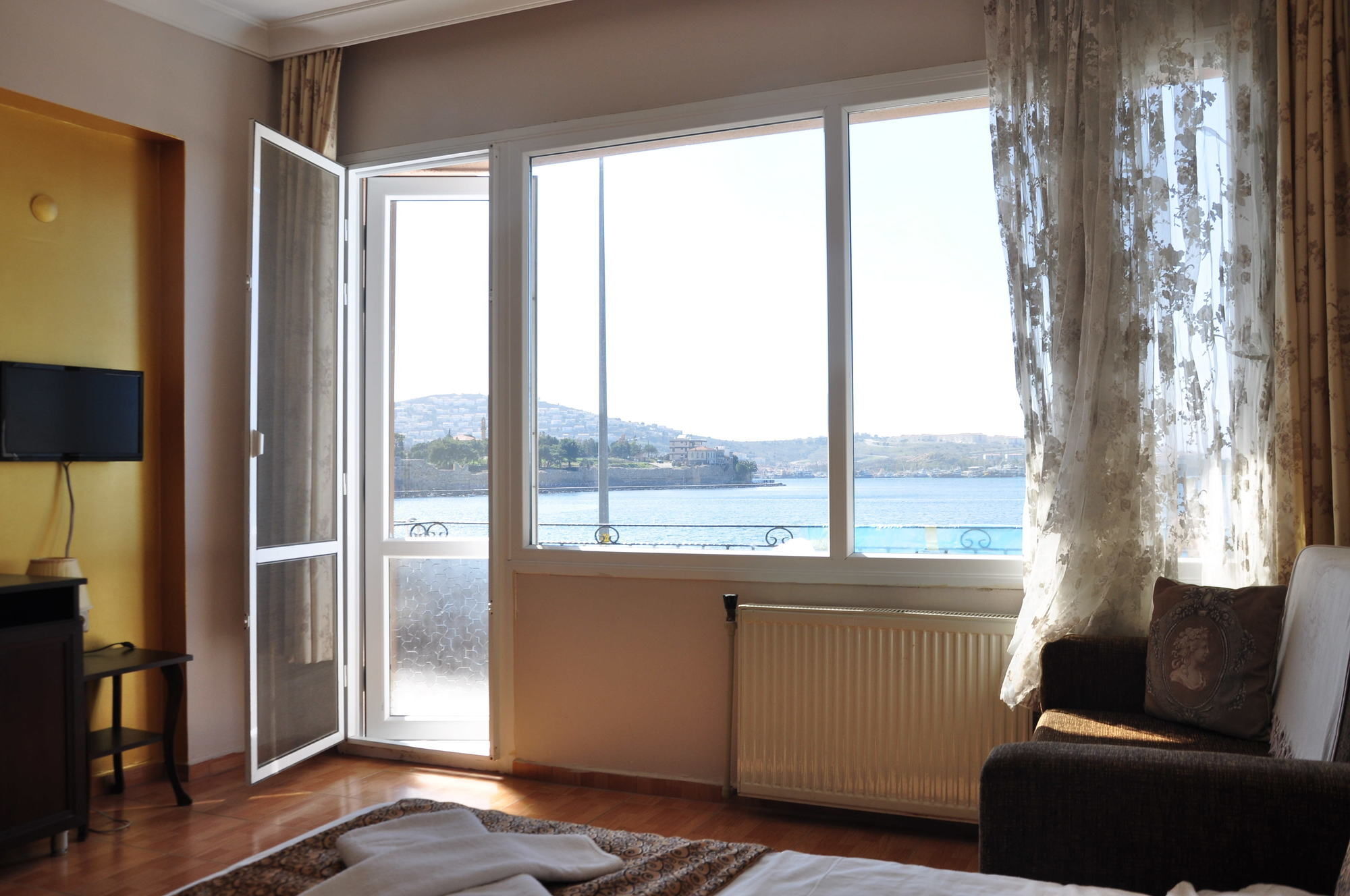 Foca Kumsal Hotel Εξωτερικό φωτογραφία