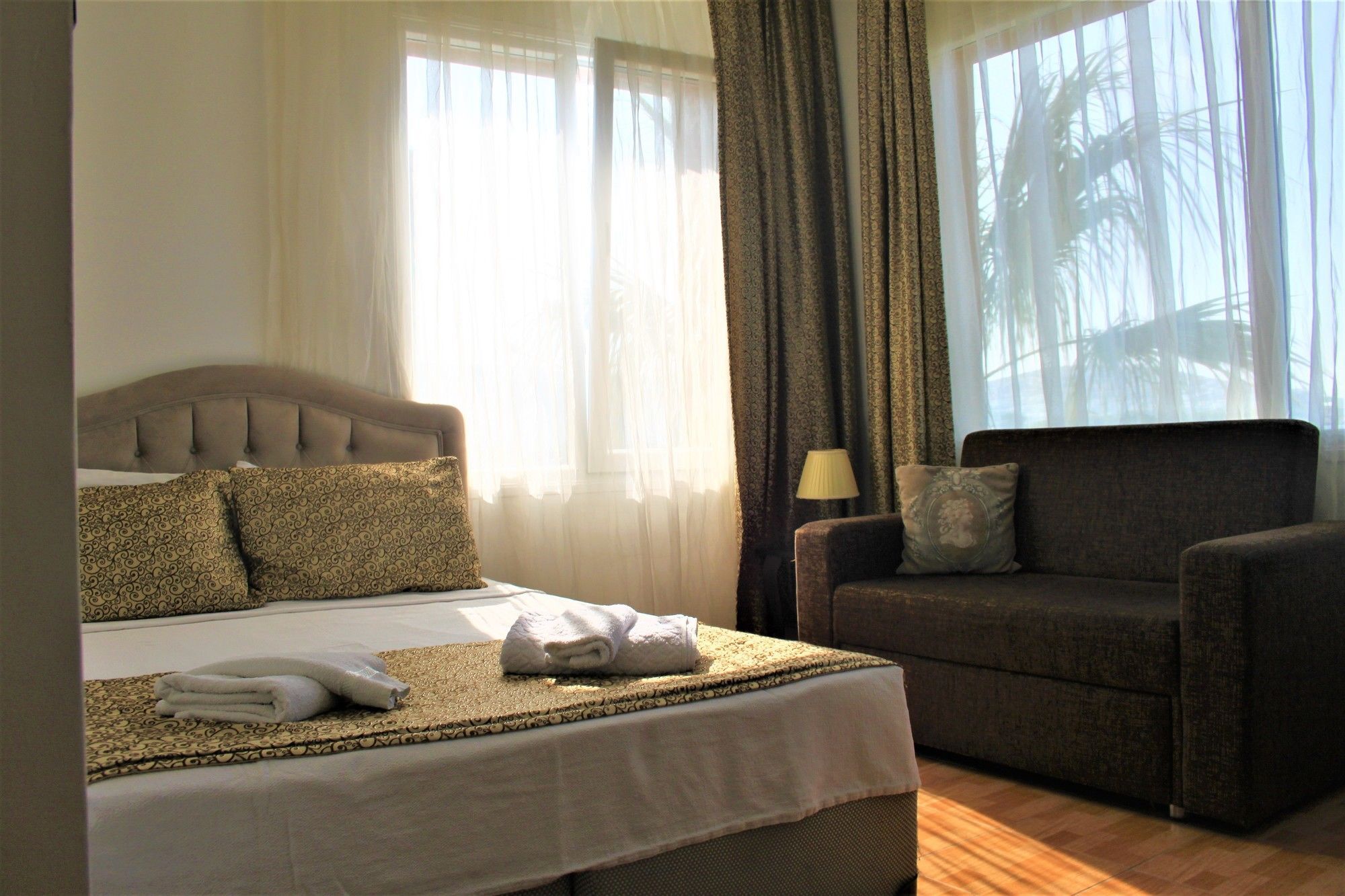 Foca Kumsal Hotel Εξωτερικό φωτογραφία