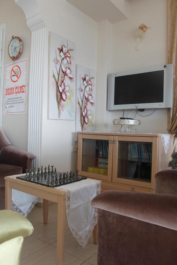 Foca Kumsal Hotel Εξωτερικό φωτογραφία